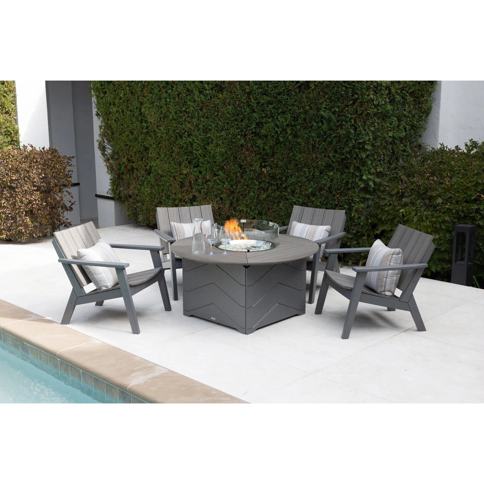 MAD Poly 5 Piece Firepit Chat Group